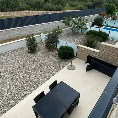 Lina Apartman Vodice